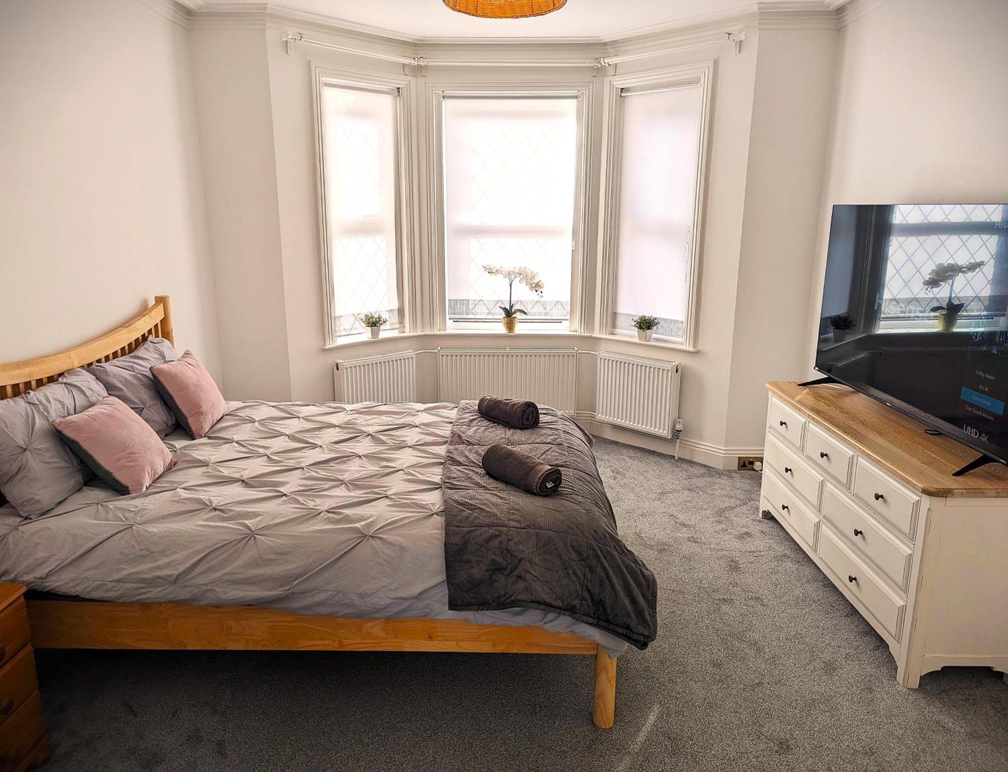 Cosy Bee And Apartment 본머스 외부 사진